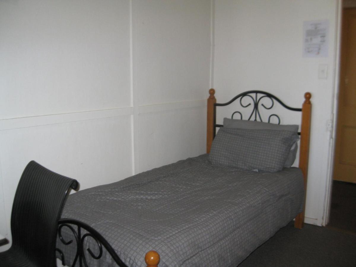 Australian Hotel Winton Budget Hotel Accommodation Kültér fotó